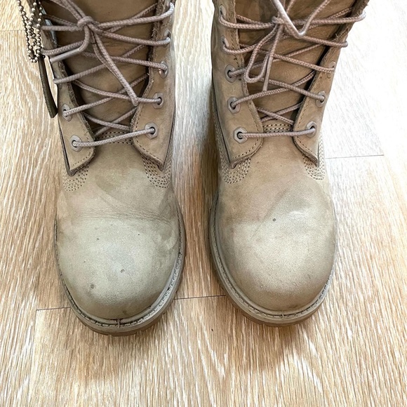 SOLD Grey timberland boots - Picture 6 of 6